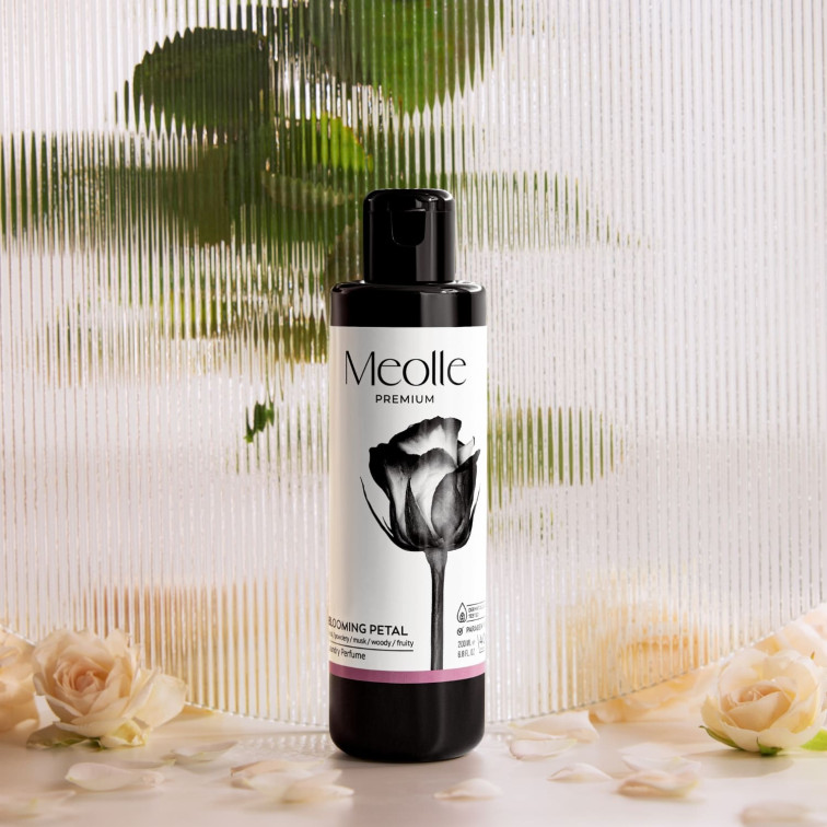 Parfum de rufe Blooming Petal Parfum de rufe Blooming Petal