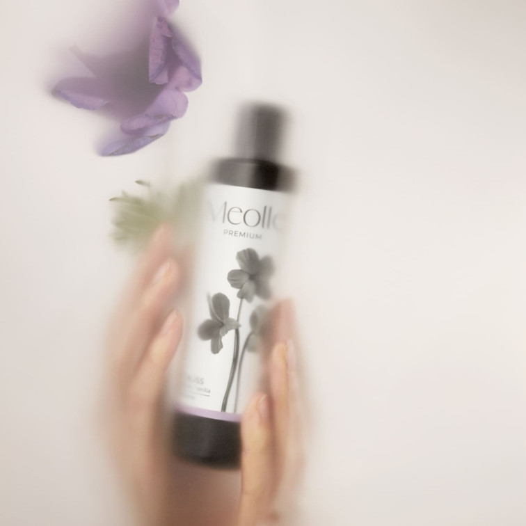 Violet Bliss Laundry Perfume Violet Bliss Laundry Perfume