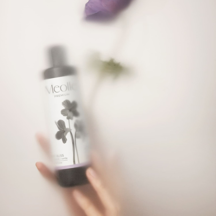 Violet Bliss Laundry Perfume Violet Bliss Laundry Perfume